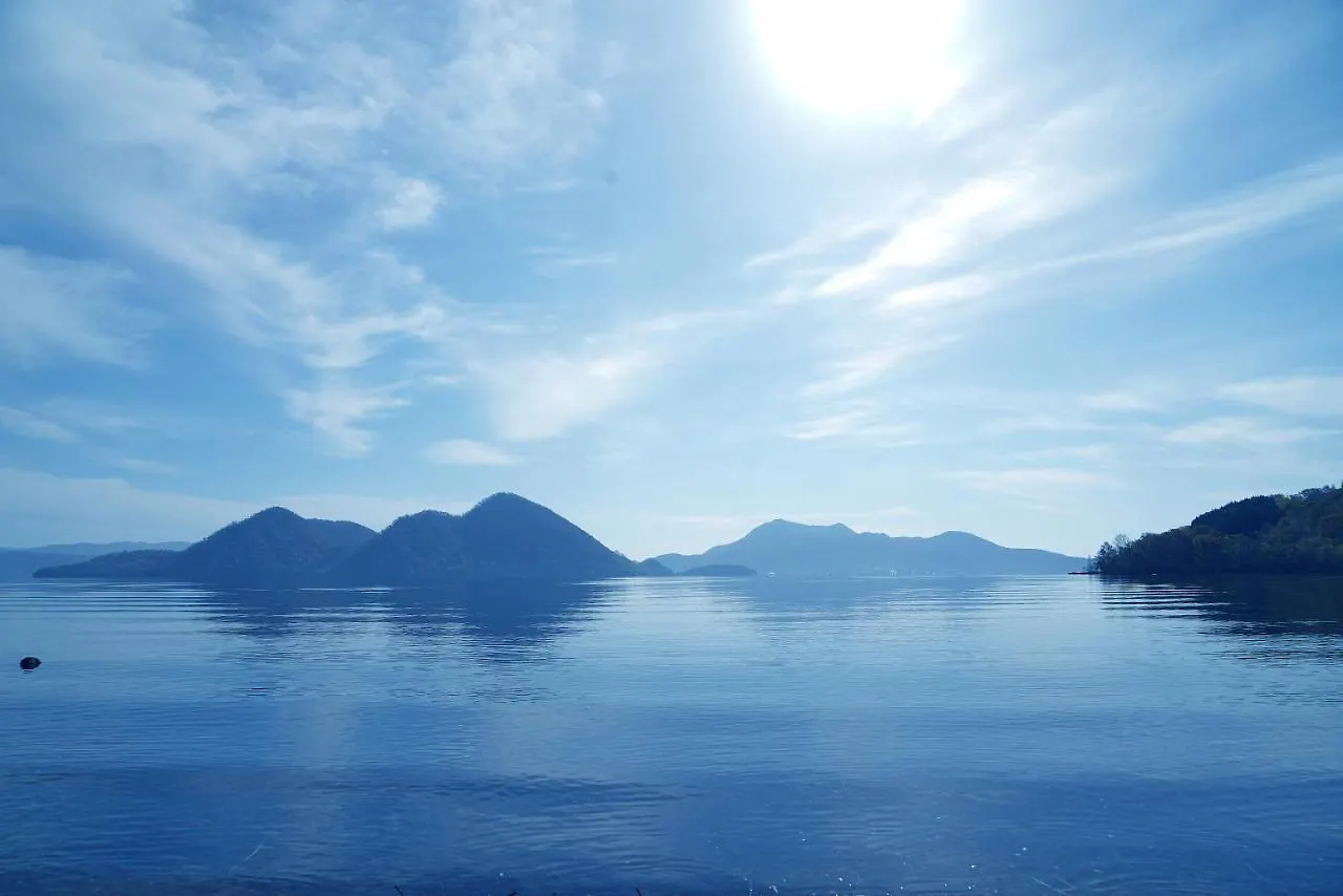 The Lake Suite Ko No Sumika Toyako 4*,  Japonia